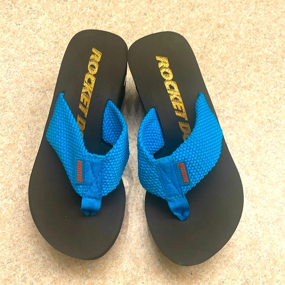 Rocket dog wedge flip flops sz 7
